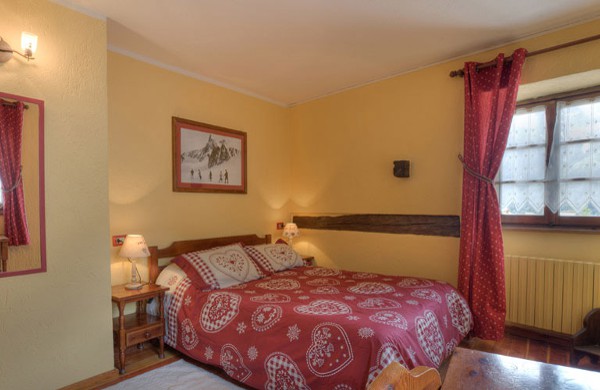 Camera matrimoniale - vista 2 Camera matrimoniale - vista 2