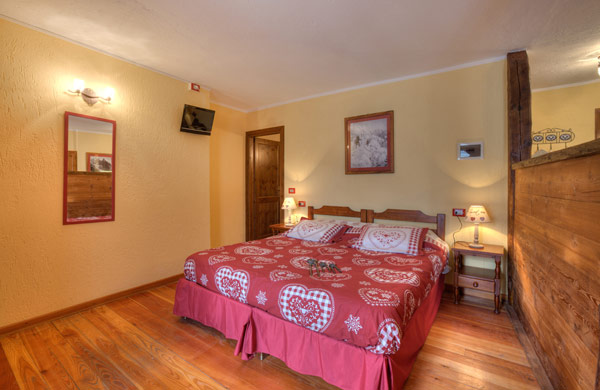 Letto matrimoniale - vista 1 Letto matrimoniale - vista 1